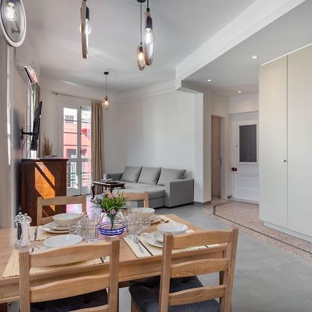 Christiana'S Lovely Apartment In Psyri, Афины Экстерьер фото